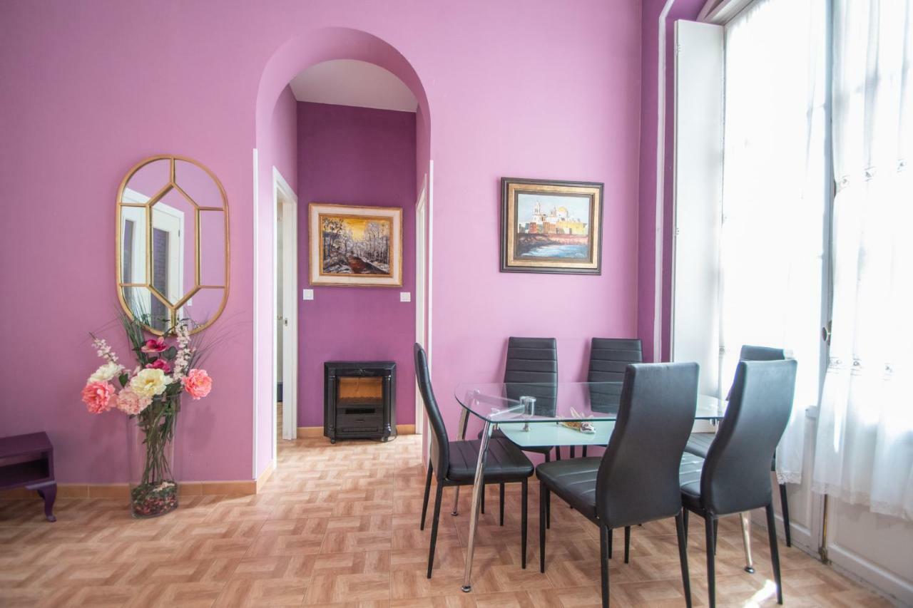 Apartamento Del Arqueologo De Cadiz Bagian luar foto