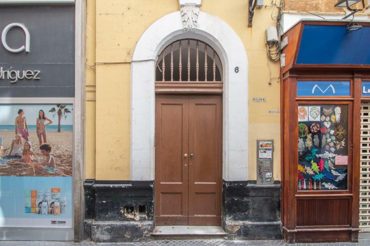 Apartamento Del Arqueologo De Cadiz Bagian luar foto