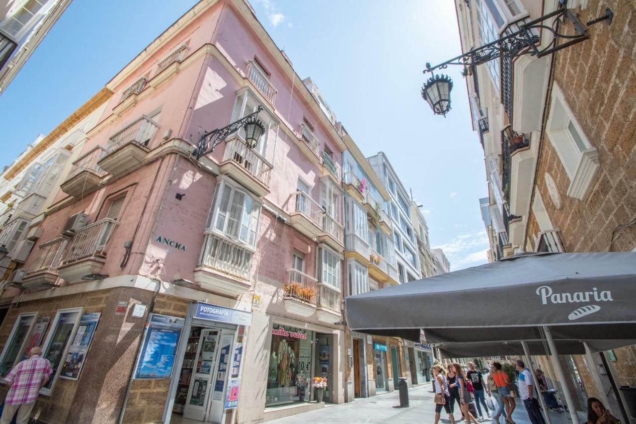 Apartamento Del Arqueologo De Cadiz Bagian luar foto